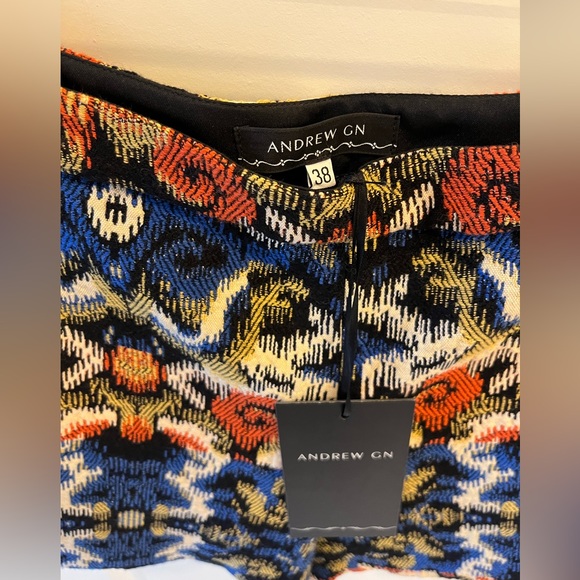 Andrew GN dress shorts size 38 (S-M) never worn - Picture 2 of 4